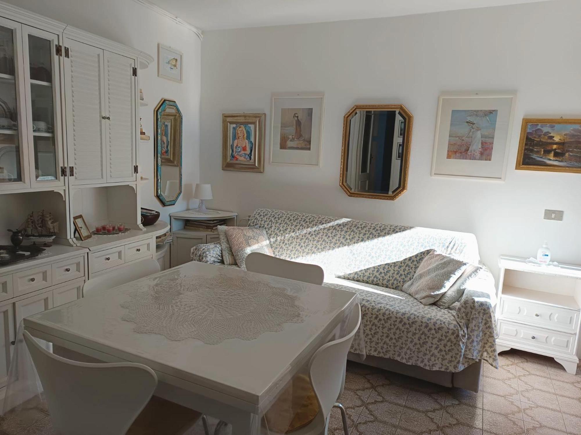 Apartamento Maddalena House Varenna Exterior foto